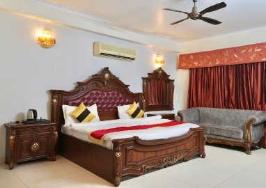 Rustam Hotel Olivine